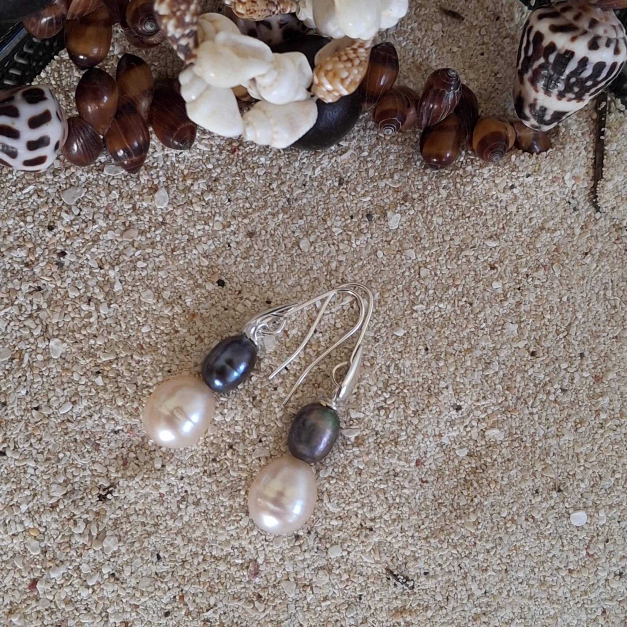 Peach and peacock freshwater pearls earings