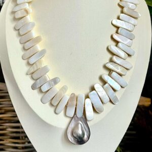 Mother of pearl necklace